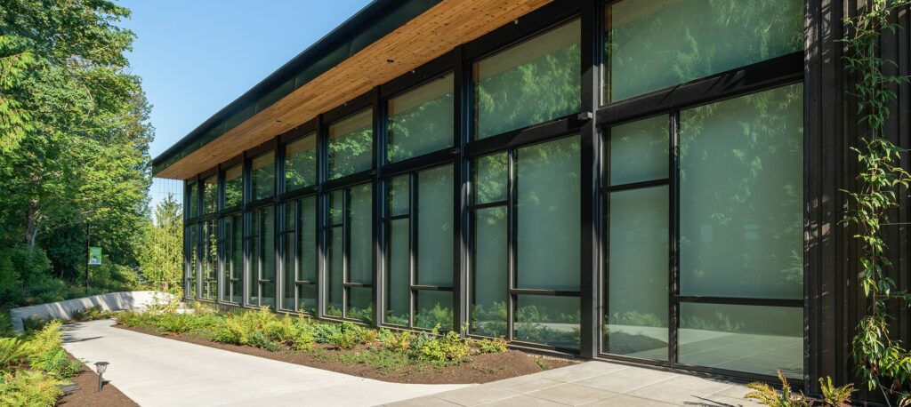 SuperHandy service storefront 001