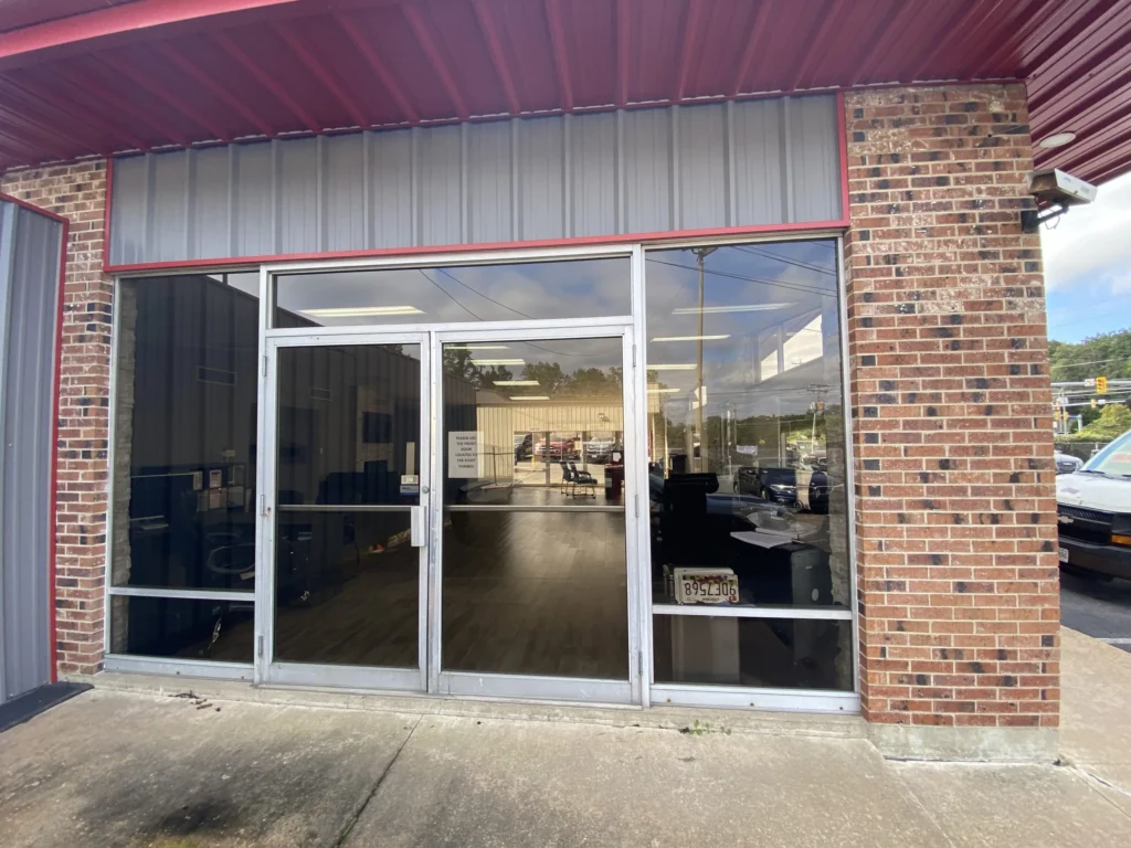 storefront-repair-superhandy 003